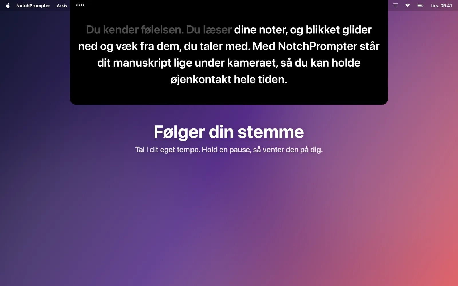 Prompteren under notchen, der følger et manuskript, som bliver læst op.