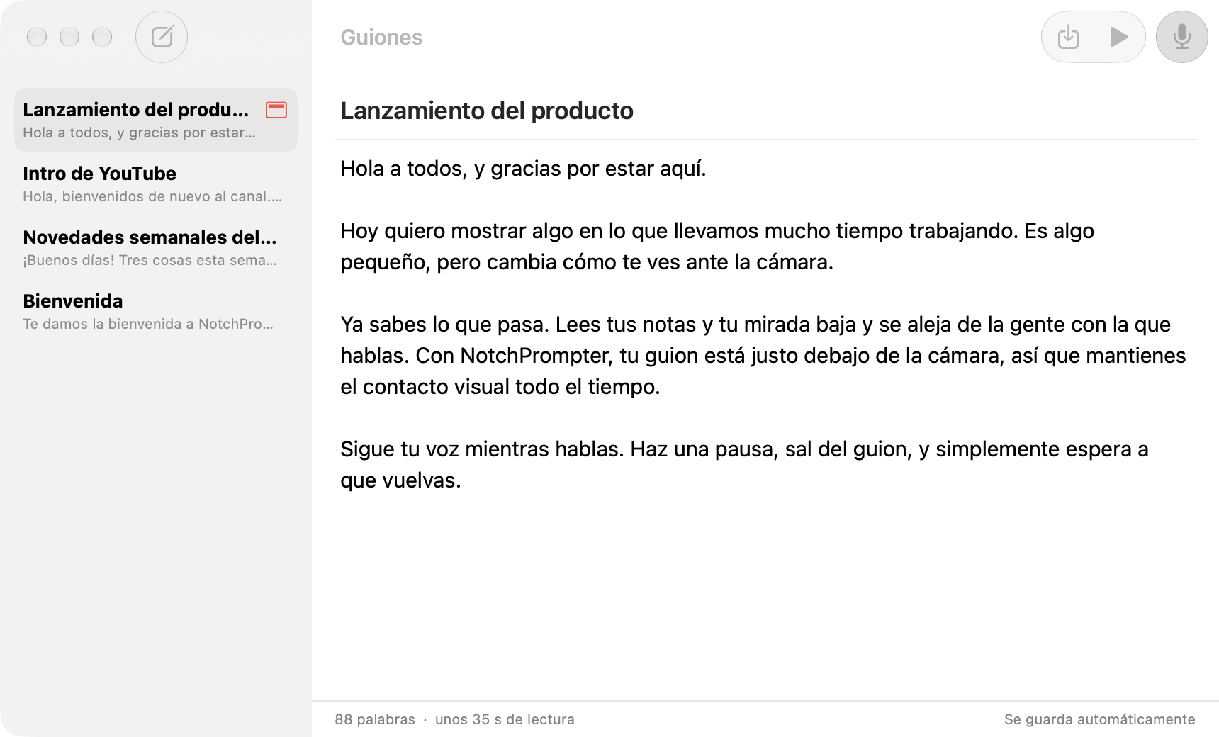 El editor de guiones de NotchPrompter con una lista de guiones y el texto de un guion para presentar un producto.
